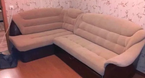 Перетяжка углового дивана. Тарко-Сале